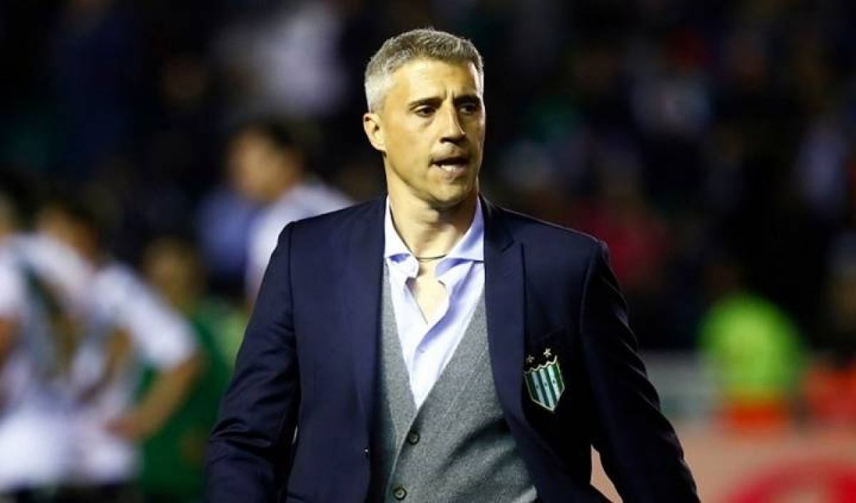 Hernán Crespo que tiene como PF a Kohan es el principal candidato a técnico de Independiente.