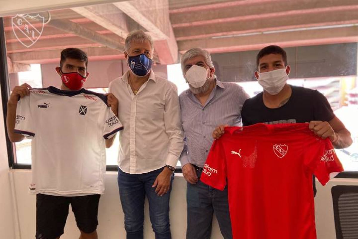 Club Atlético Independiente) ACUERDO CON EL PLANTEL Y AGREMIADOS.