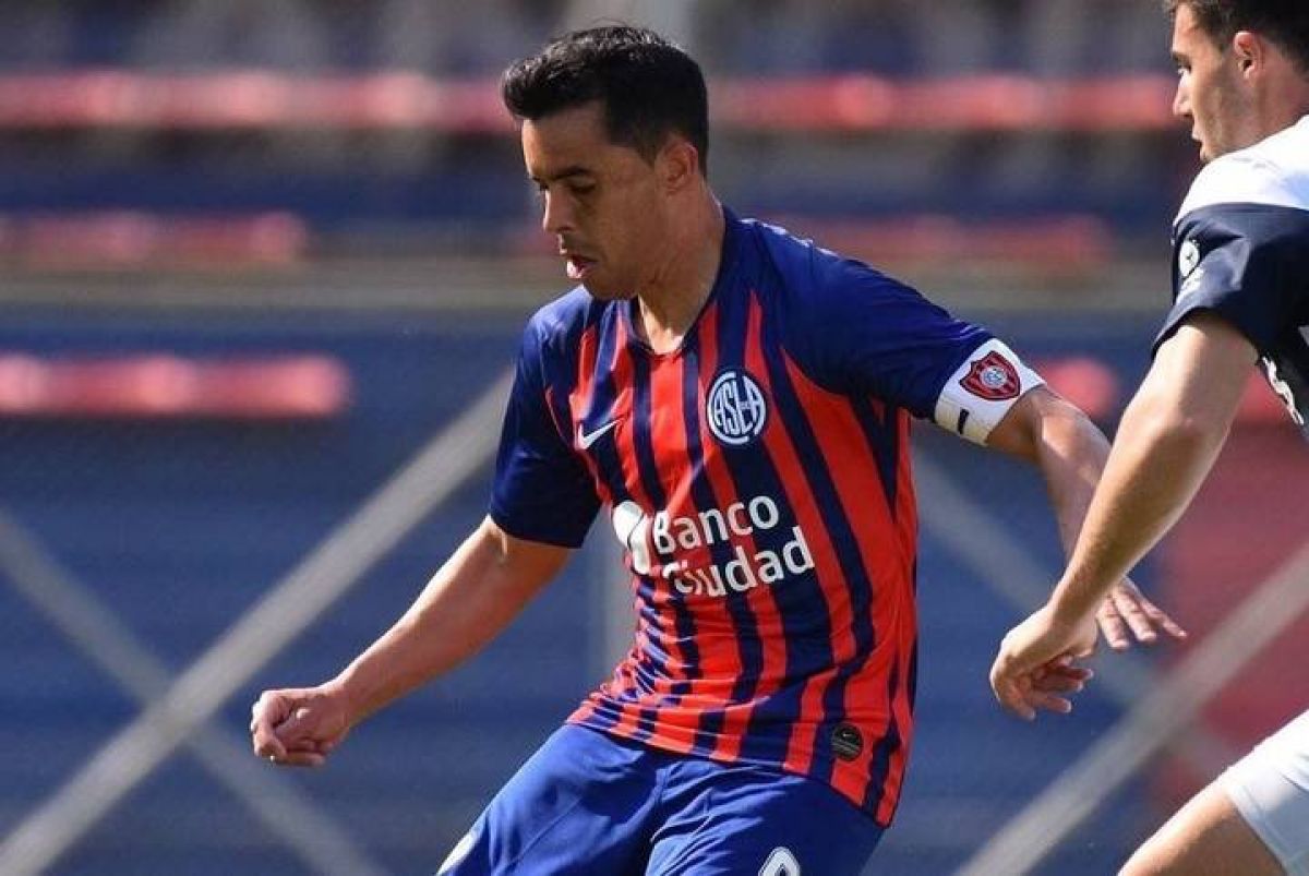 @Mati_Martinez ) A #Independiente le ingresarán 100 mil USD por el 20% de la venta de Torito Rodríguez de #Xolos a #SanLorenzo .