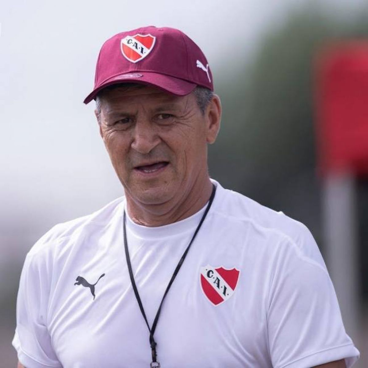 "GRAN CAMPEÓN") Monzón: "A Independiente lo quiero con toda mi alma, y seguiré trabajando para cumplir el sueño de dirigirlo". - REPORTAJE: DANIEL GALOTO Y EMILIANO PENELAS.-