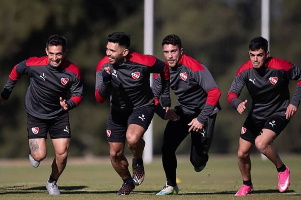 Copa Liga Profesional: #Independiente y #Colón van en busca de la final.