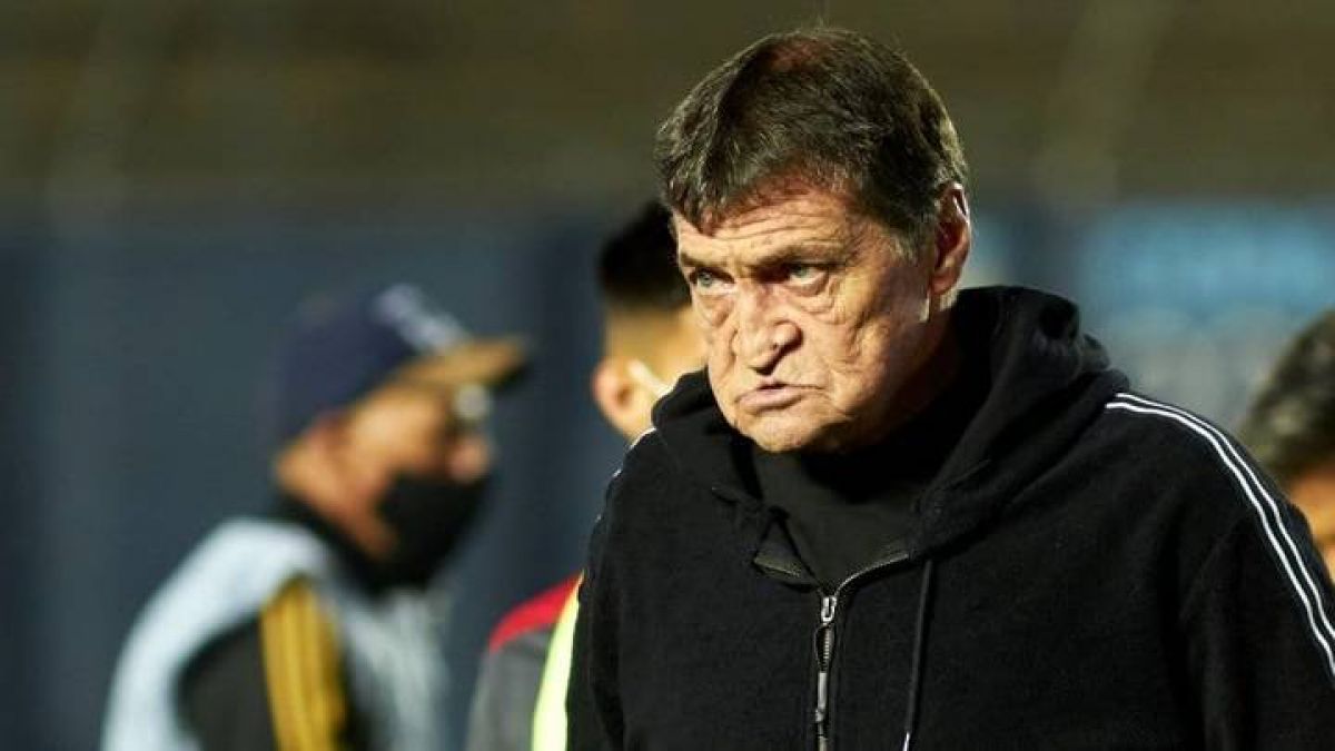 "TYC SPORTS",WEB) Falcioni recordó el duro momento por el fallecimiento de su esposa: "Si no arrancaba, no arrancaba más"...