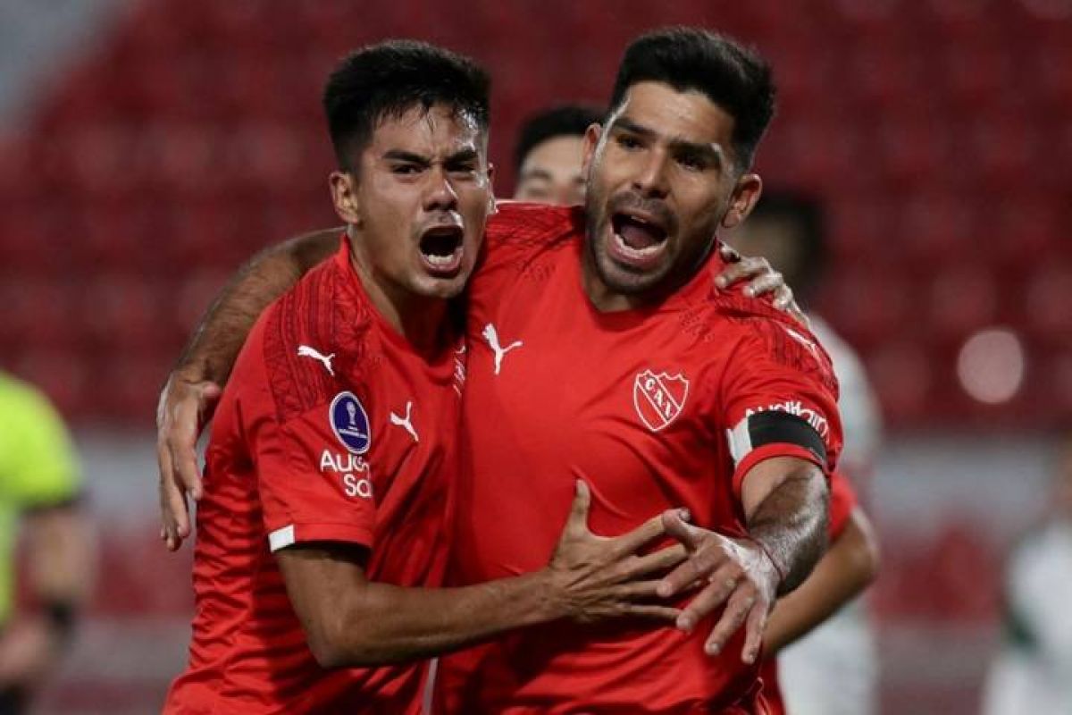 "EL GRÁFICO") #INDEPENDIENTE SELLÓ LA CLASIFICACIÓN CON UN TRIUNFO DESLUCIDO.
