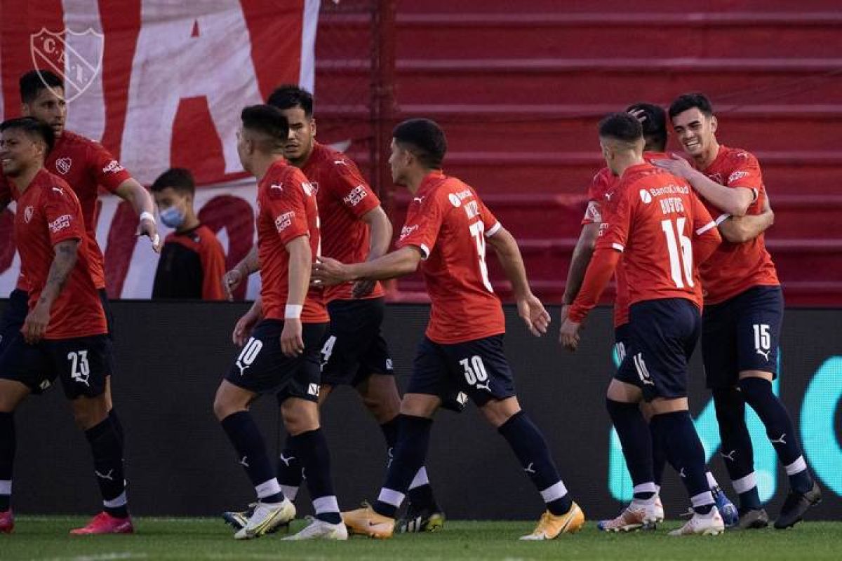 C. A. Independiente @Independiente ¡HOY JUEGA #INDEPENDIENTE!
