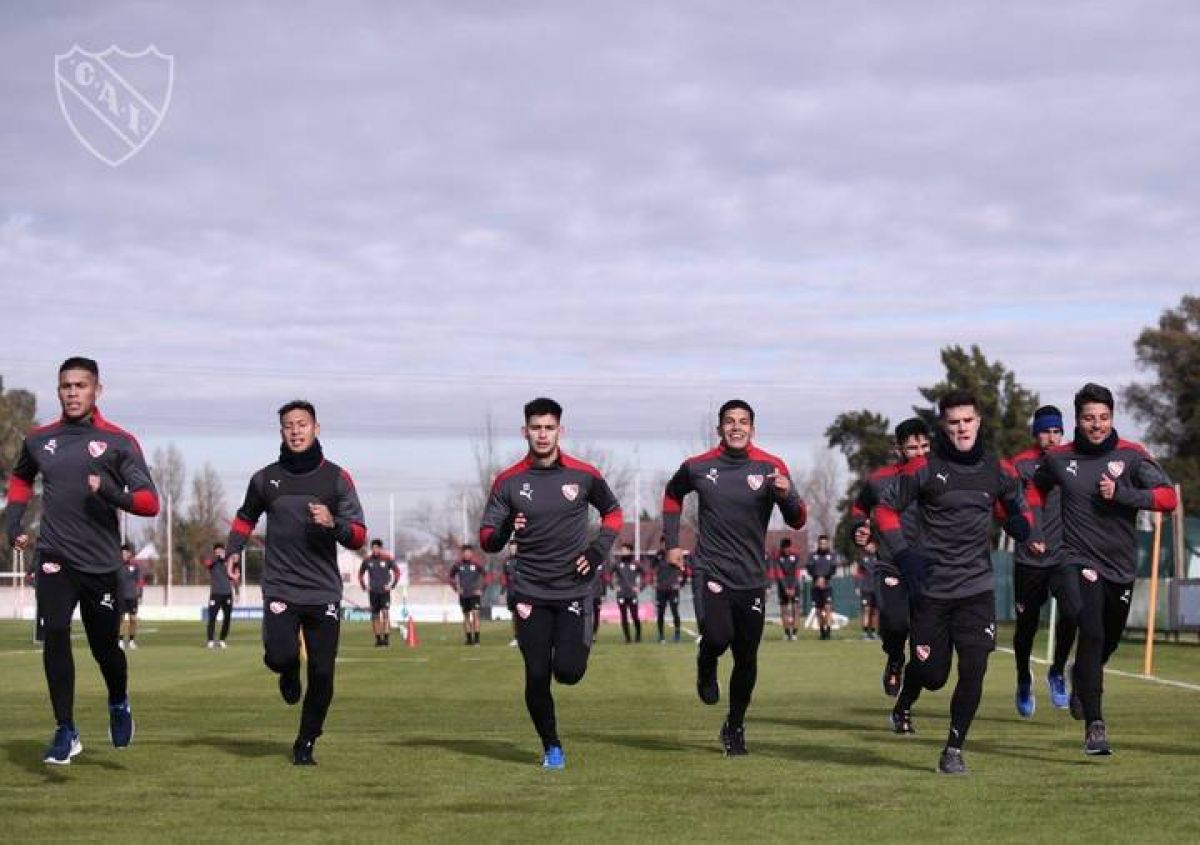 Independiente volvió a entrenar y suena un delantero.