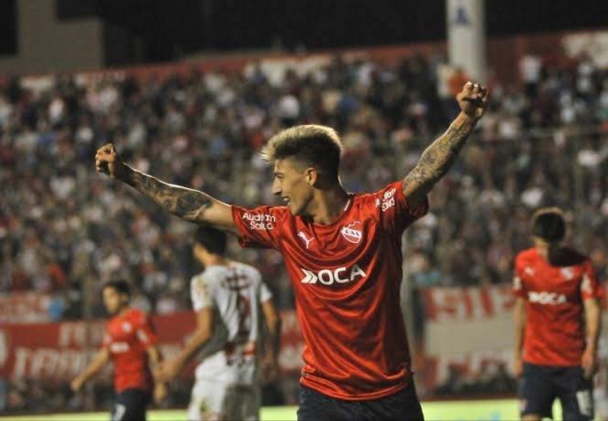 @ReydeCopas_BR Emi Rigoni é o novo jogador do São Paulo, jogará ao lado de Tin Benítez