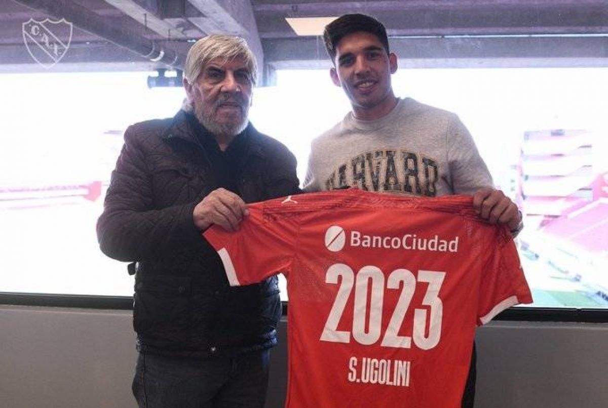 Matías Sosa Ugolini también firmó su primer contrato con el Rey de Copas.
