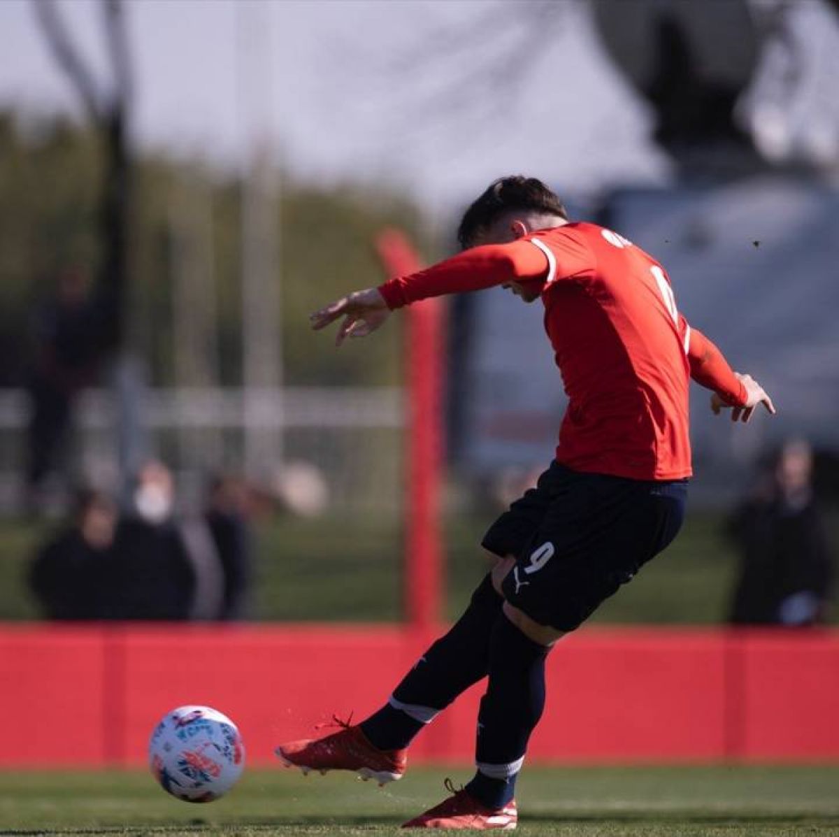 @Independiente ¡Mañana también juegan los pibes!