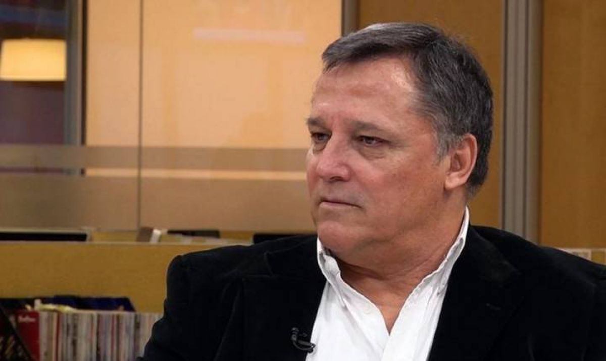 "PALADAR ROJO") Daniel Bertoni: «Tenemos un plantel muy corto».-
