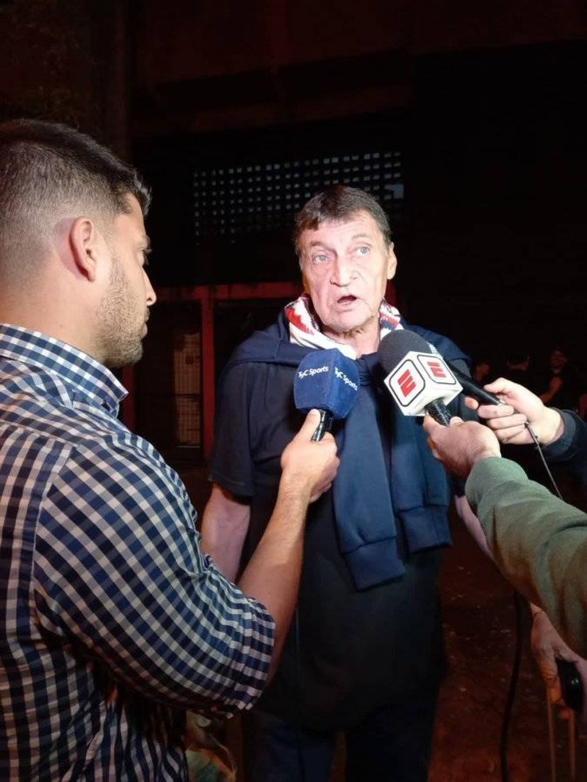 @gastonedul Julio Falcioni en @TyCSports...