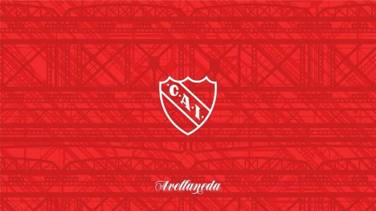 @Independiente Lamentamos profundamente el fallecimiento de Carlos Ferreira...