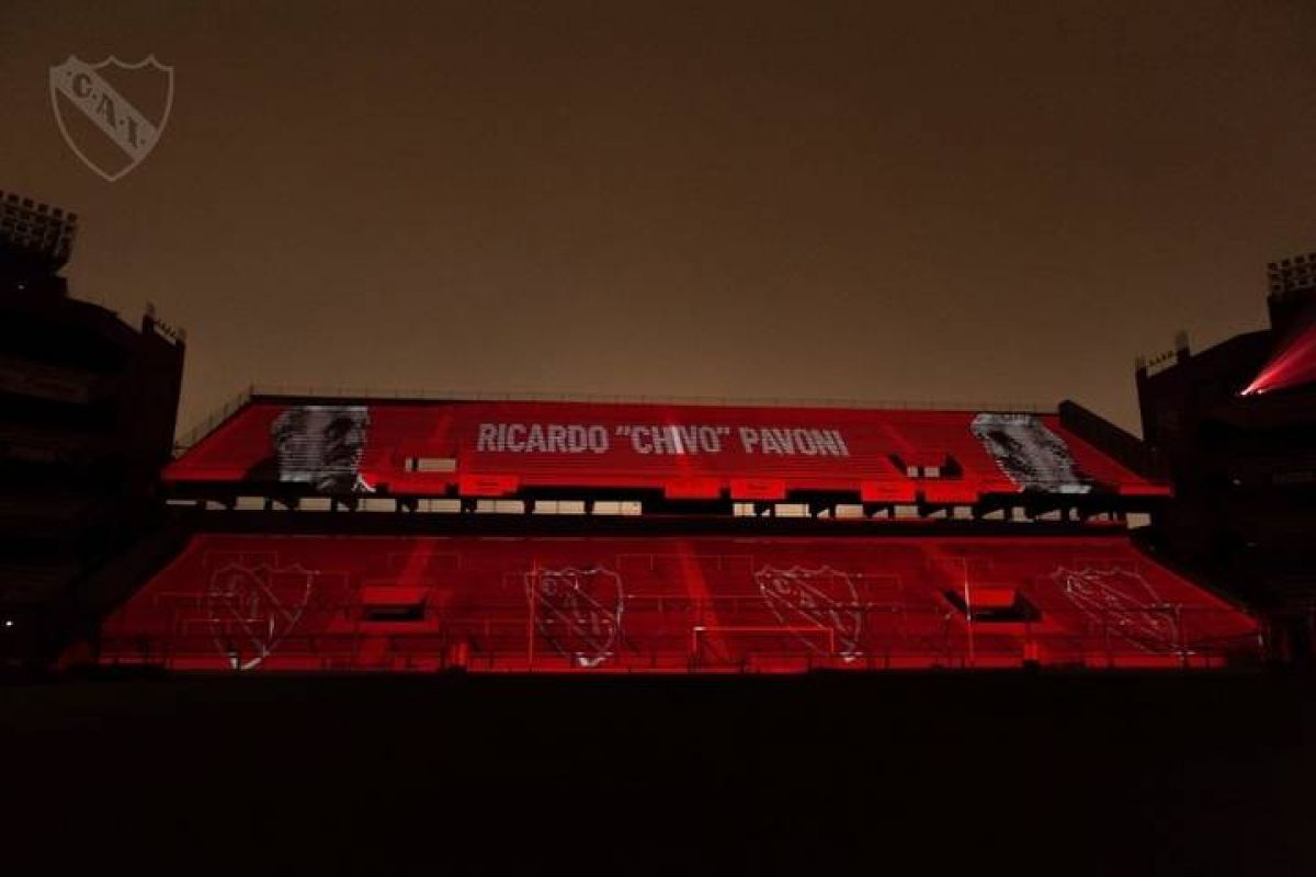 TRIBUNA "RICARDO ELBIO PAVONI": "PARA SIEMPRE"...