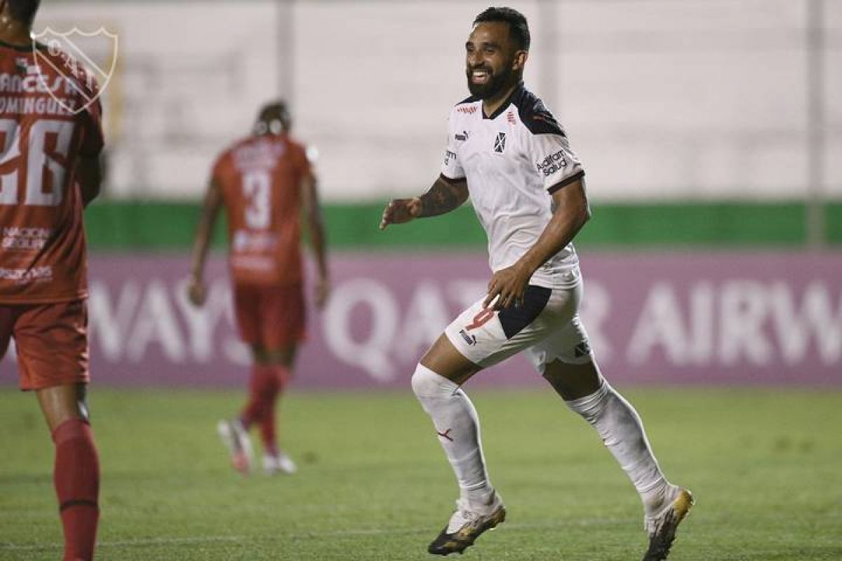 Copa Sudamericana. GOLEADA COPERA EN BOLIVIA.