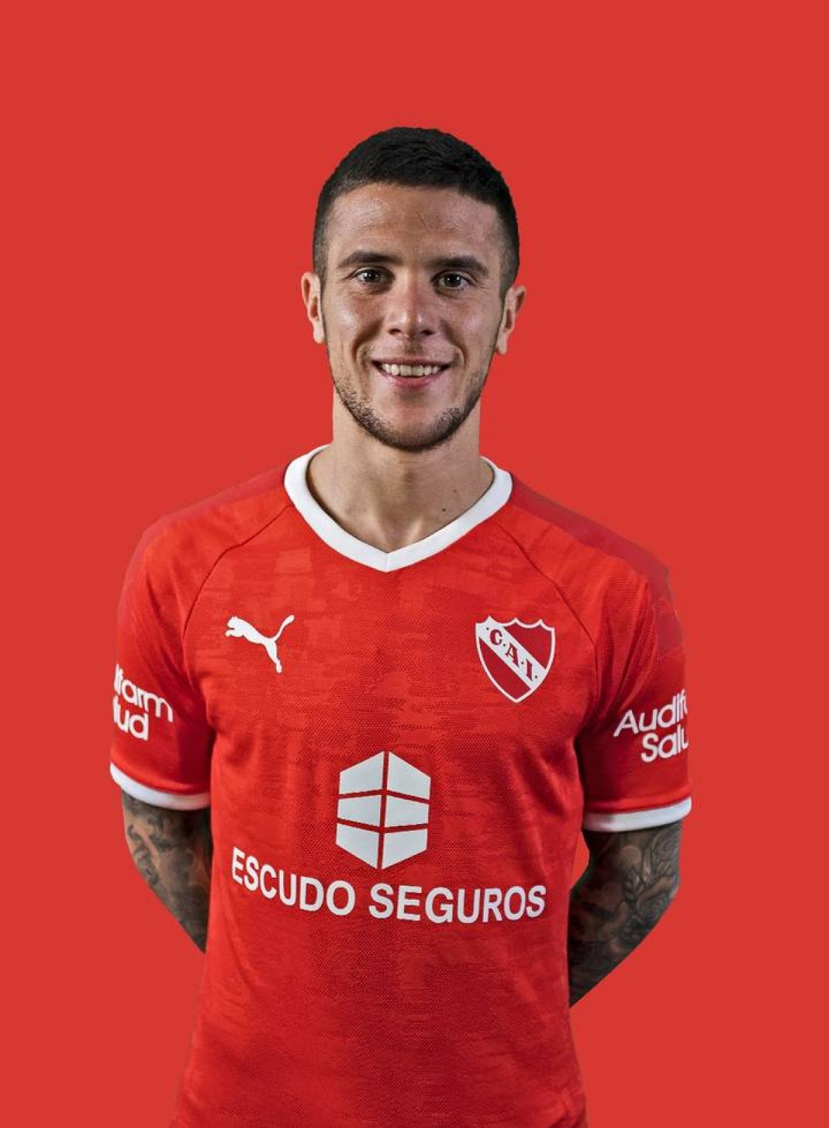@GastonEdul Héctor Maldonado le acaba de firmar el contrato nuevo a Fabricio Bustos.