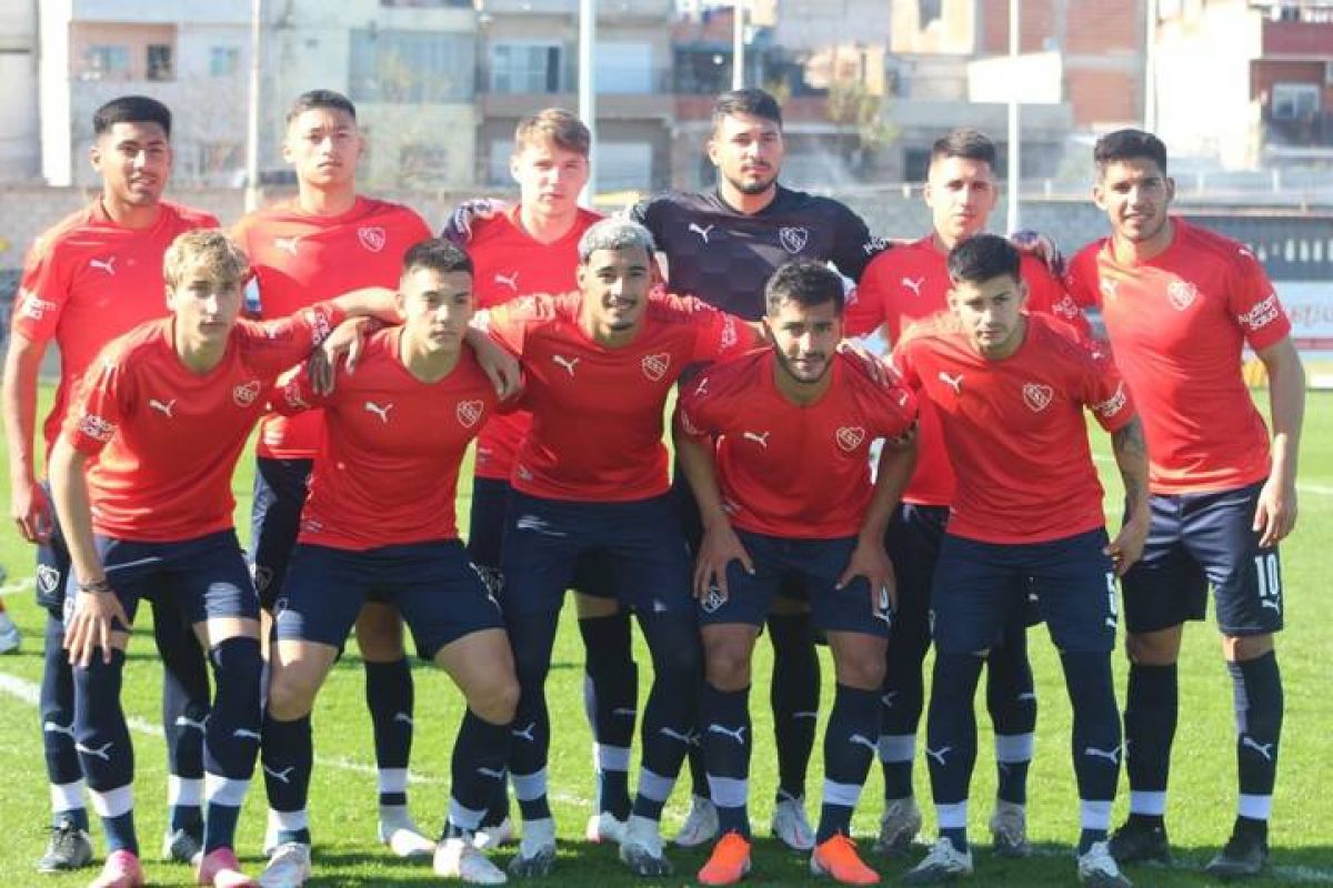 Reserva. Los pibes de #Independiente cayeron como visitantes 2 a 0 ante #Huracán.