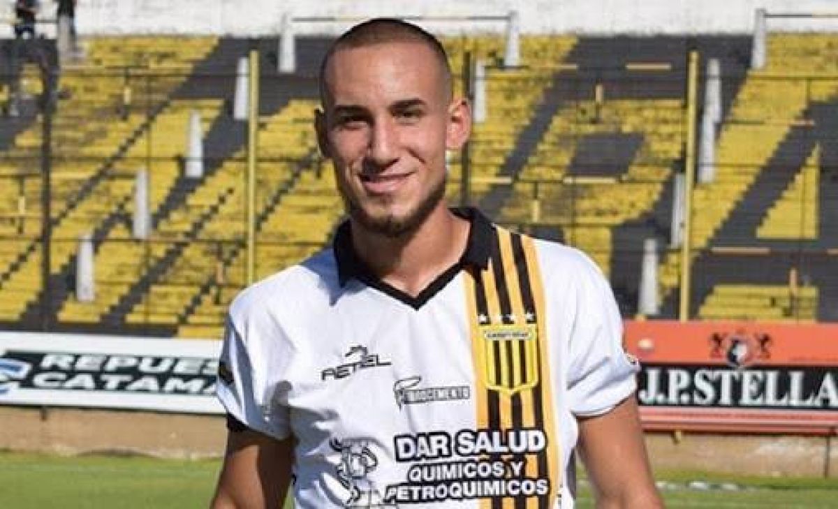@JuanchiEgido18 Los dirigentes de #Independiente están negociando con Almirante Brown por Agustín Dattola.