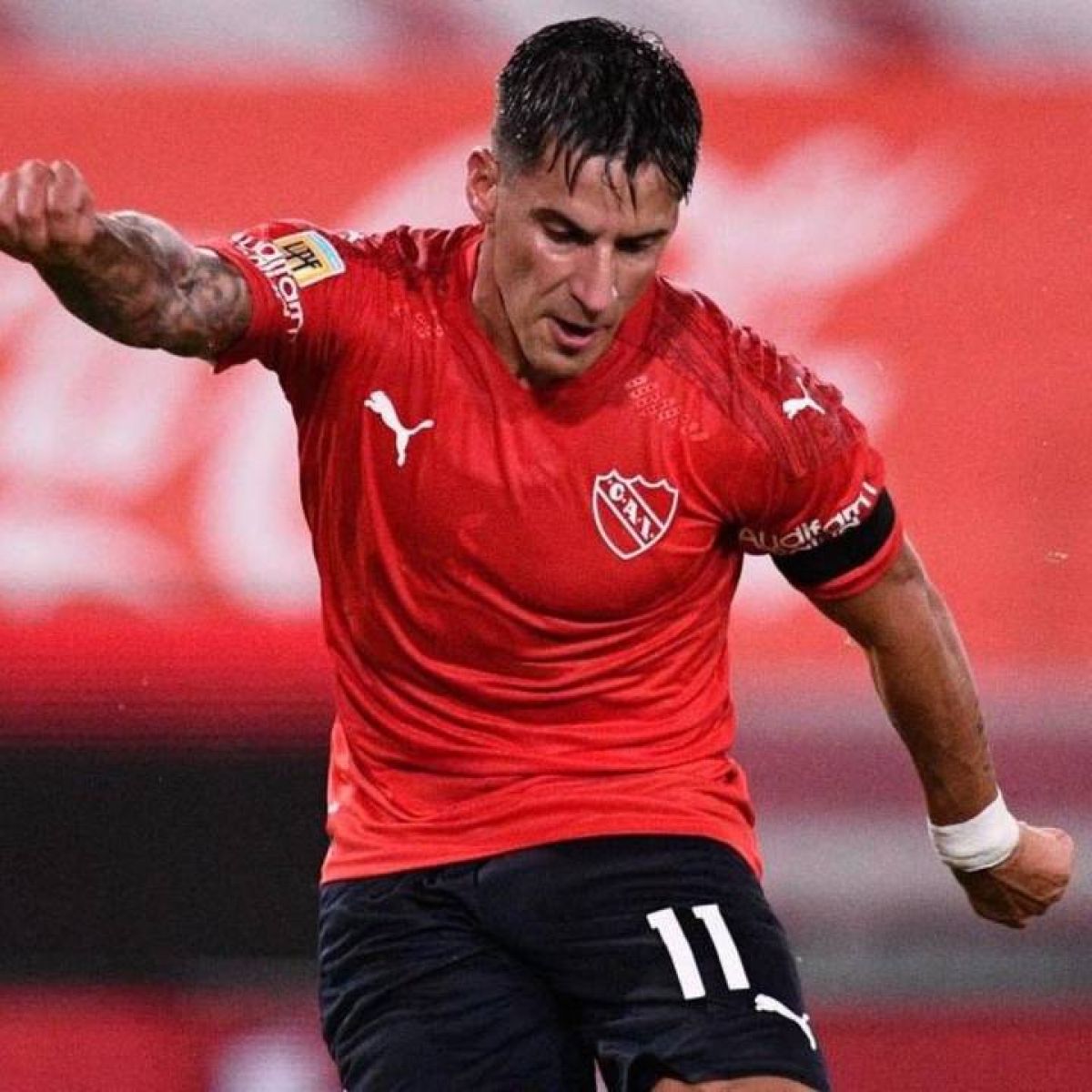 @JuanchiEgido18) Real Salt Lake ofertó 1.3 M de dólares por el 50% de Jonathan Menéndez.