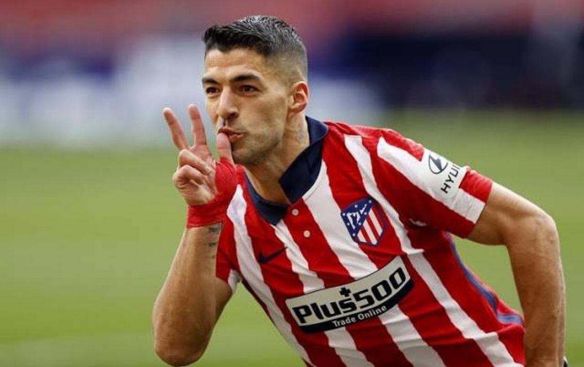 "#URUGUAY" ) Ernesto Ortiz Gómez @ErnestoOrtizGme · Viejo el viento y aún sopla!! @LuisSuarez9 #QueNoNino diría Daniel Galoto @INDEPENDIENTEgc ...