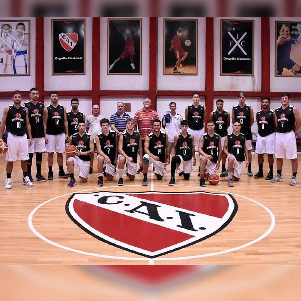 @CaiBasquet ¡Y un viernes como otros tantos, el Bottaro volvió a vibrar!