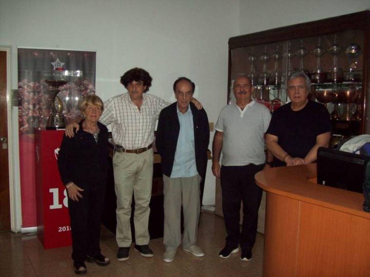 Subcomisión de Historia y Museo del Club Atlético #Independiente de #Avellaneda: Profesor Antonio Hugo Caruso.-