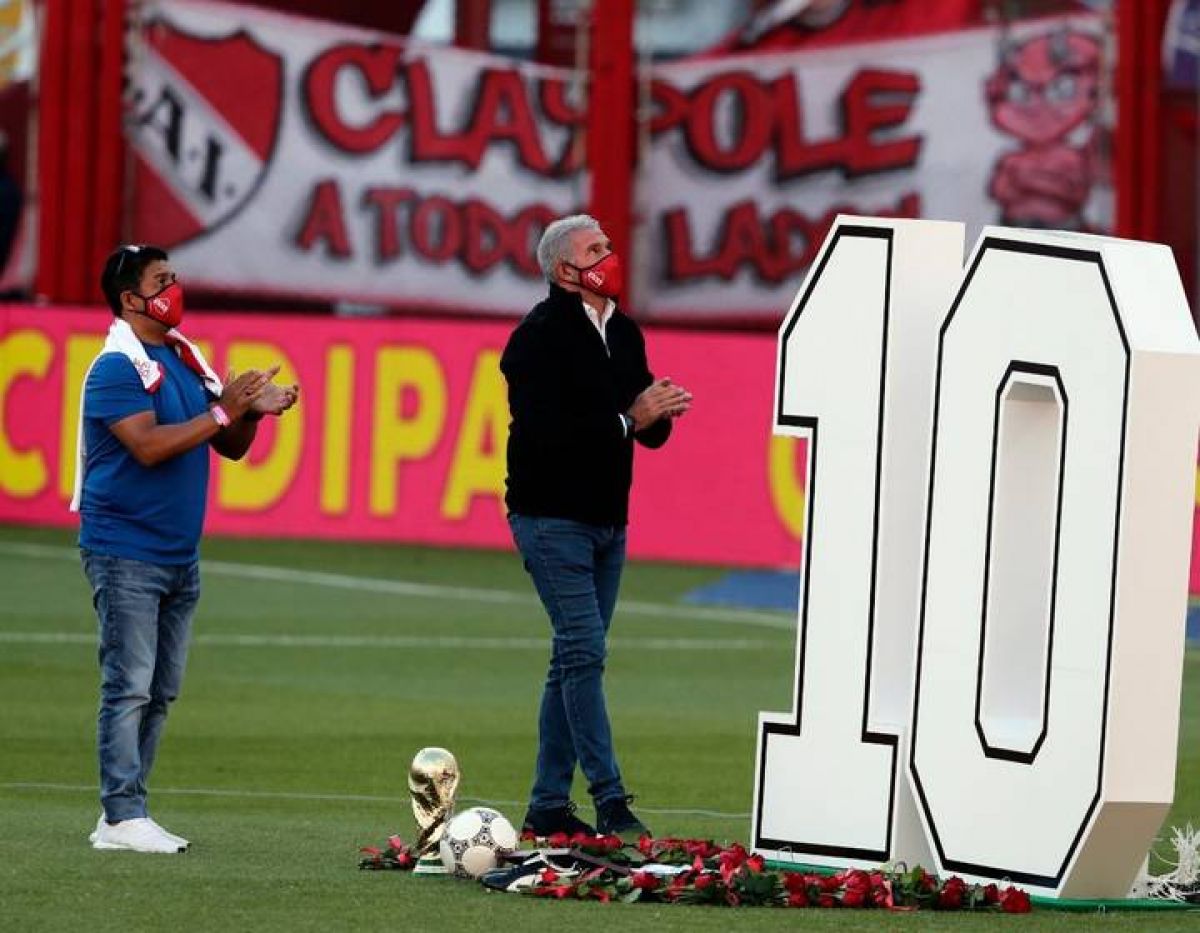 @LaloMaradona 7 dic. 2020 Gracias @Independiente por este inolvidable homenaje a mi hermano.