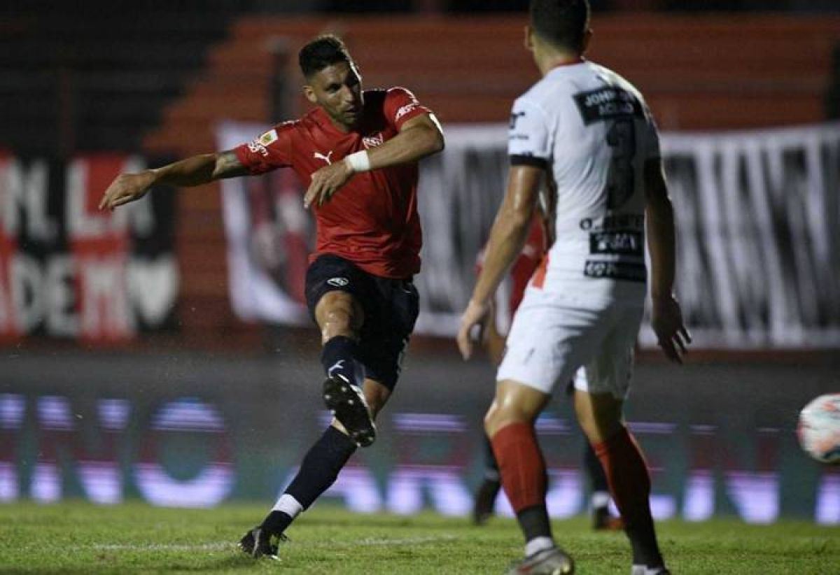 "NOTICIAS ARGENTINAS") #Independiente buscará sostener el invicto en la Liga Profesional frente a #Patronato, uno de los líderes.