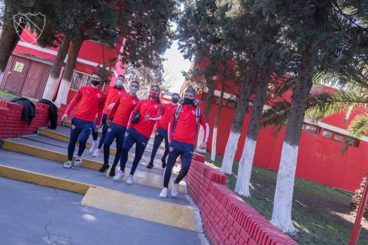 @Independiente Al día con una jornada pareja ante @ClubPatronatoOf .-