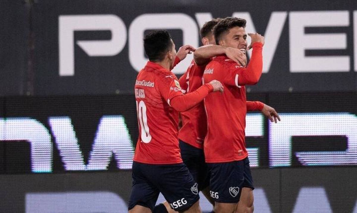 Independiente visita a Platense para mantenerse en la cima...