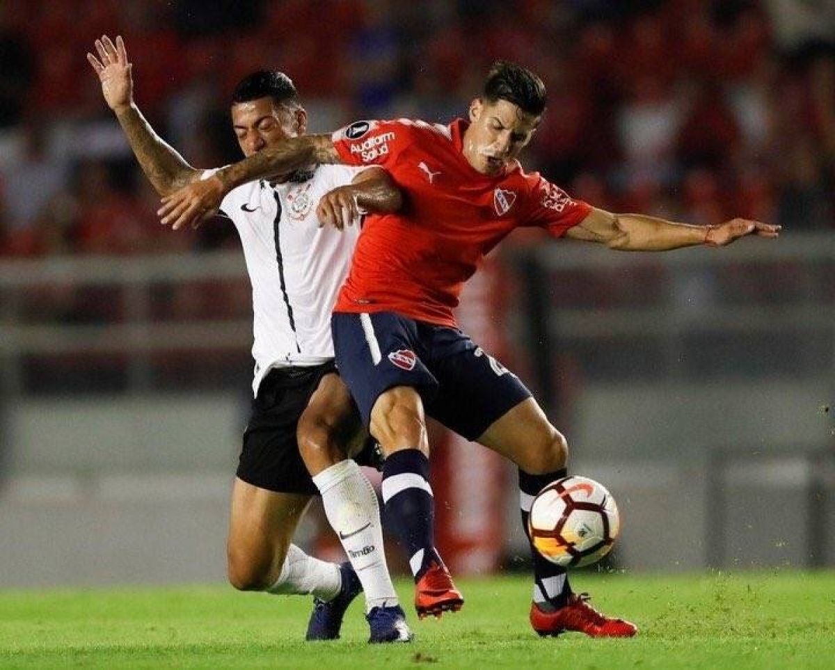 @Mati_Martinez ) #Talleres quiere a préstamo a Jonathan Menéndez nuevamente .