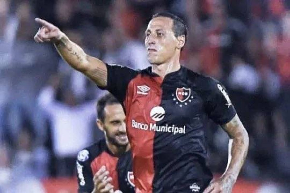 @GastonEdul · Hay negociaciones avanzadas de Independiente por Cristian Lema.