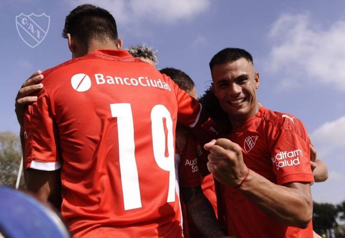 #DOMINGO CON "¡#INDEPENDIENTE, EL GRAN CAMPEÓN!" EN @GAMA1490: 19.00 HORAS. @INDEPENDIENTE . -