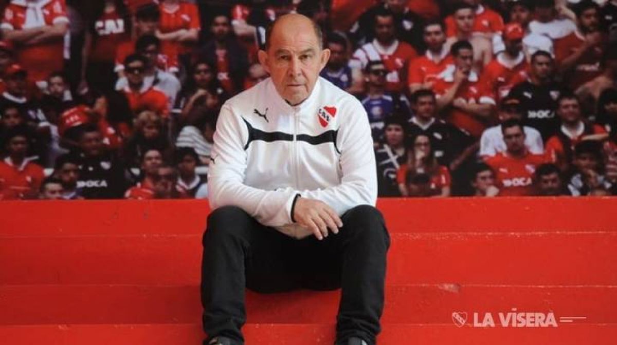 "LA VISERA") BOCHINI: "ES IMPORTANTE QUE INDEPENDIENTE ENTRE A UNA COPA".