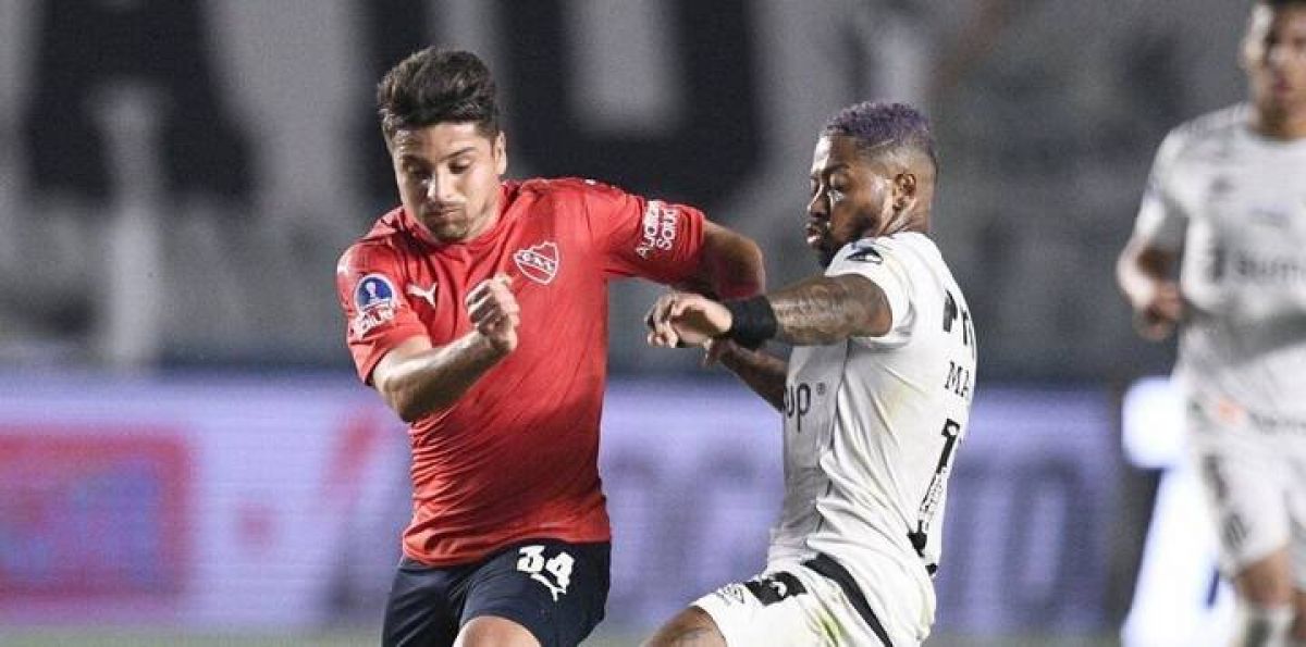 "DIARIO POPULAR") Independiente recibe a Santos obligado a dar vuelta la serie.