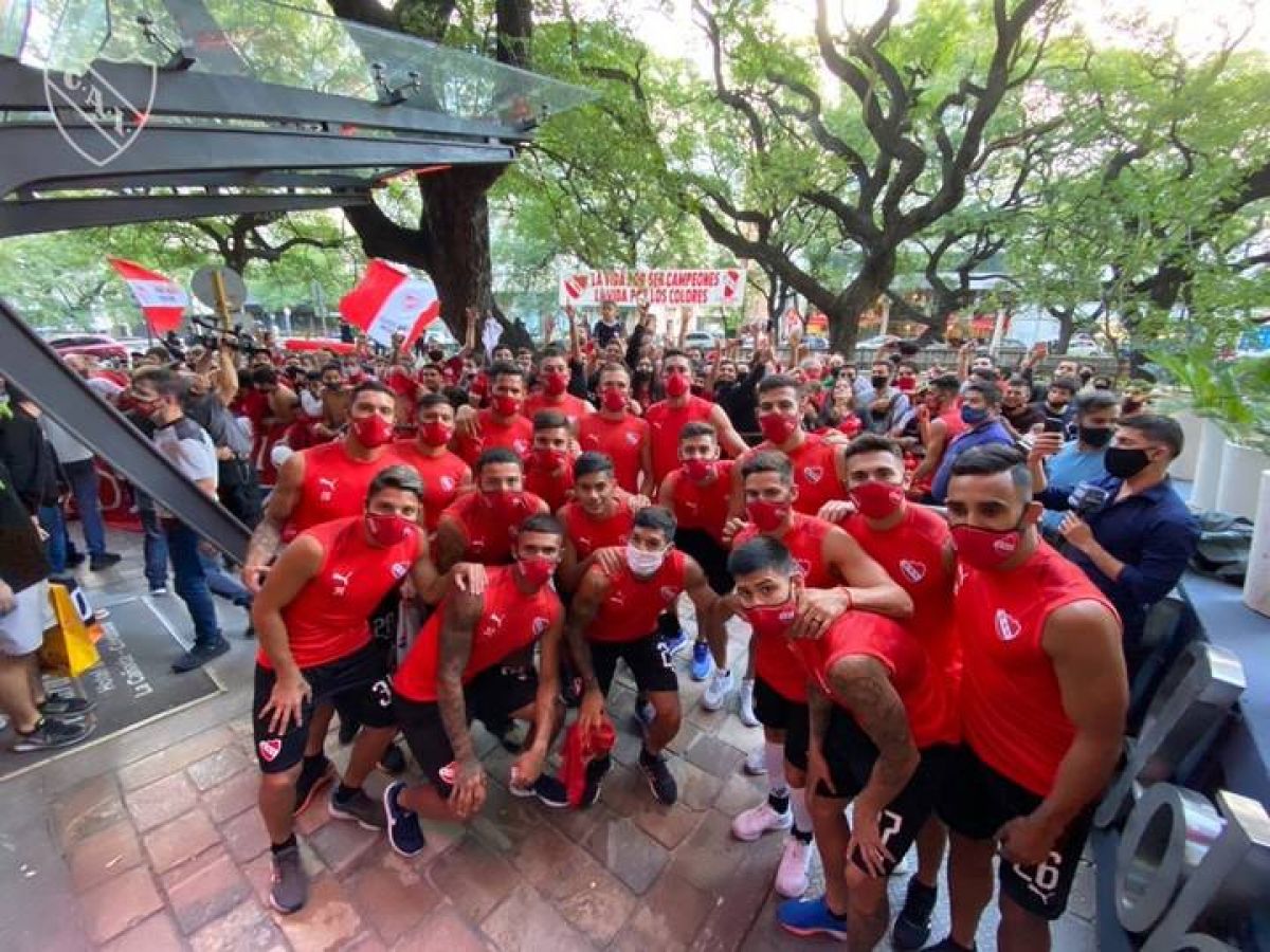 @Independiente Córdoba es #TodoRojo. Siempre.