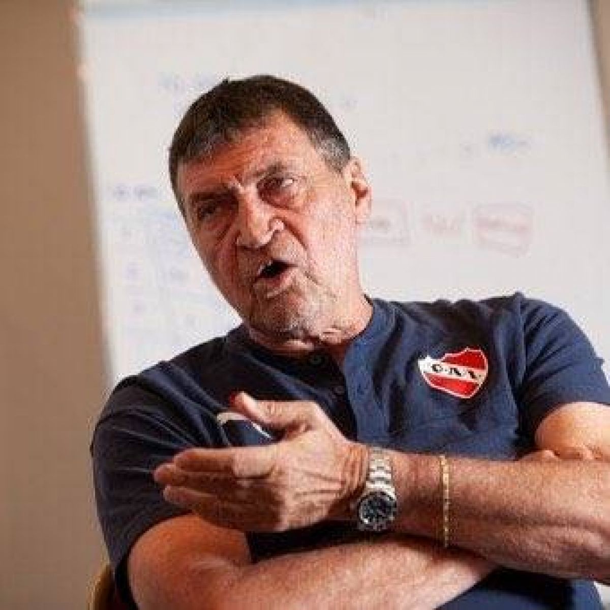 @gastonedul Julio Falcioni no va a volver a Villa Domínico esta semana.