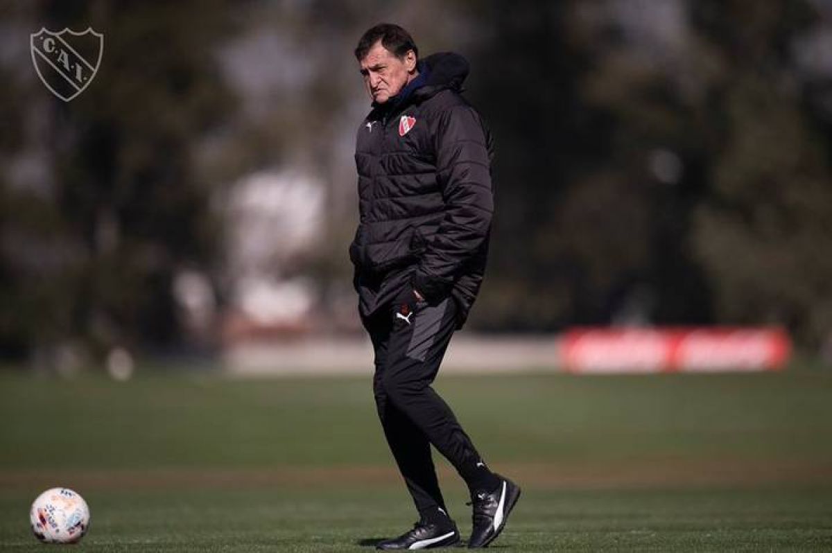 @JuanchiEgido18 POSIBLE ONCE | Así podría formar #Independiente ante River en el Monumental.-