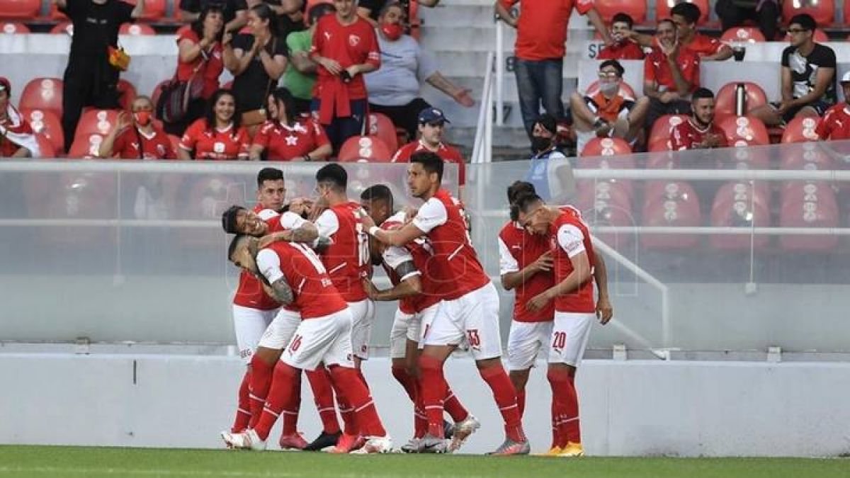 "DIARIO POPULAR") #Independiente volvió al festejo con una goleada ante #Arsenal.