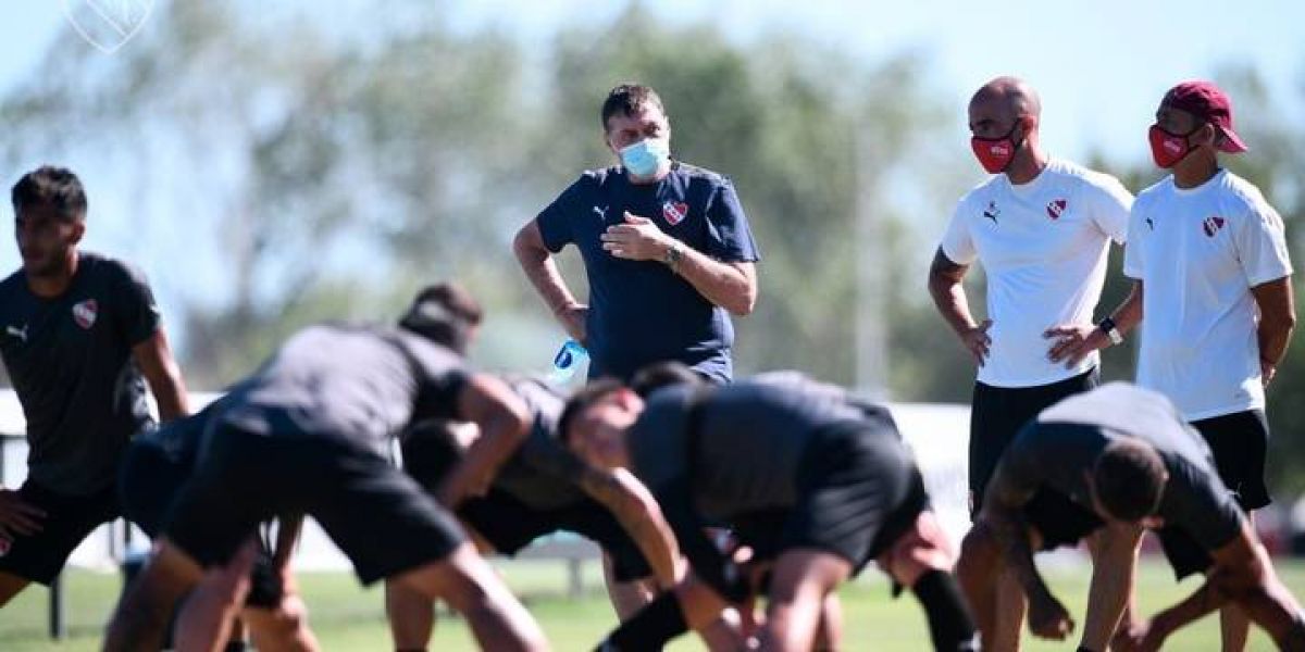 Los dos refuerzos que Julio César Falcioni quiere en Independiente.