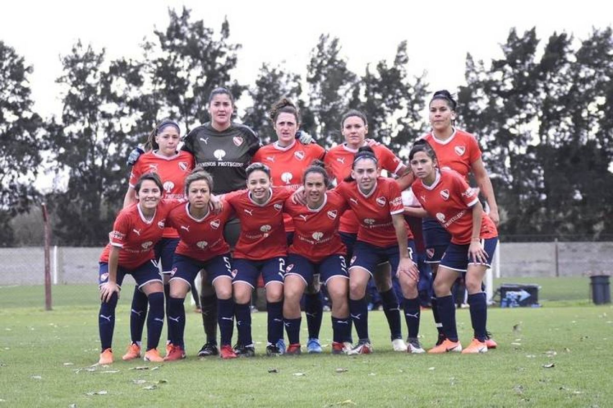 @yesi__pinero ) #FutbolFemenino #Independiente se enfrentará a #Boca por los cuartos de final del Torneo Apertura.