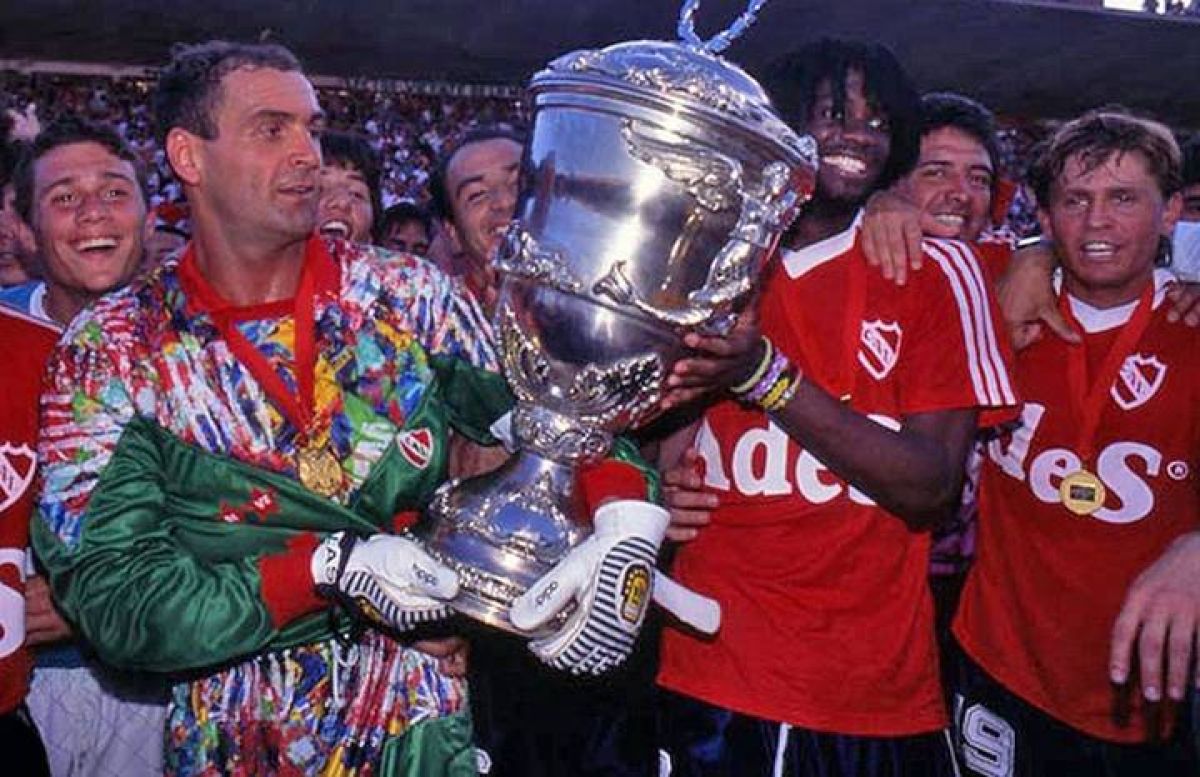 #UnDíaComoHoy, en 1994, el Rey de Copas superó 1-0 a Boca y se quedó con la Supercopa.