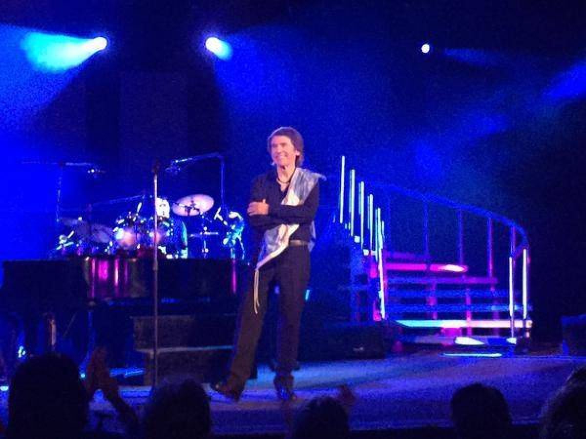 "#ARGENTINA") "#RAPHAEL INFINITO" CON EL INSUPERABLE @RAPHAELartista y "MILONGA SENTIMENTAL". TODO EL FIN DE SEMANA POR RADIO AM 1490, "GAMA", #CABA, @GAMA1490.-
