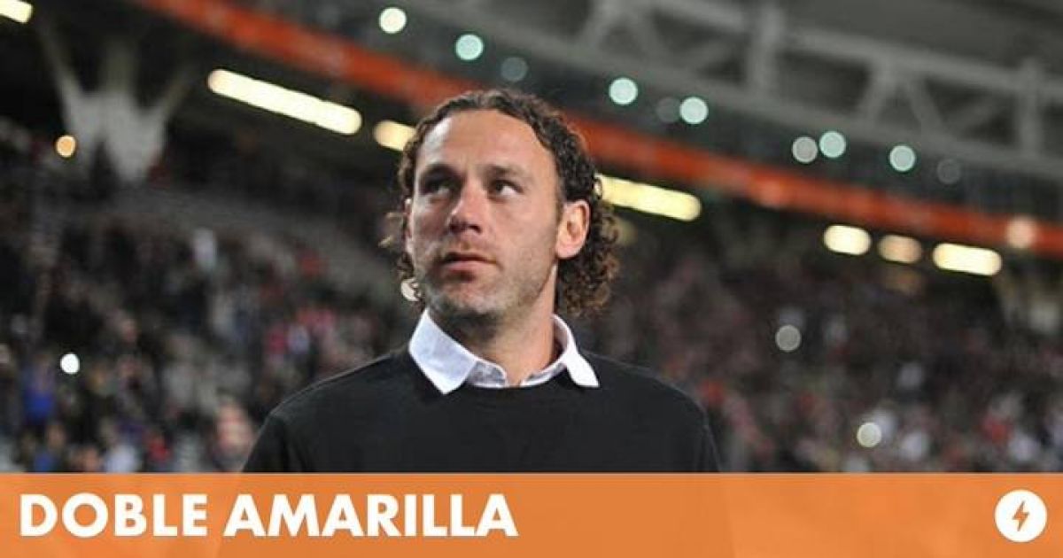 "DOBLE AMARILLA") Gabriel Milito, principal candidato a suceder a Dabove en Argentinos Juniors.