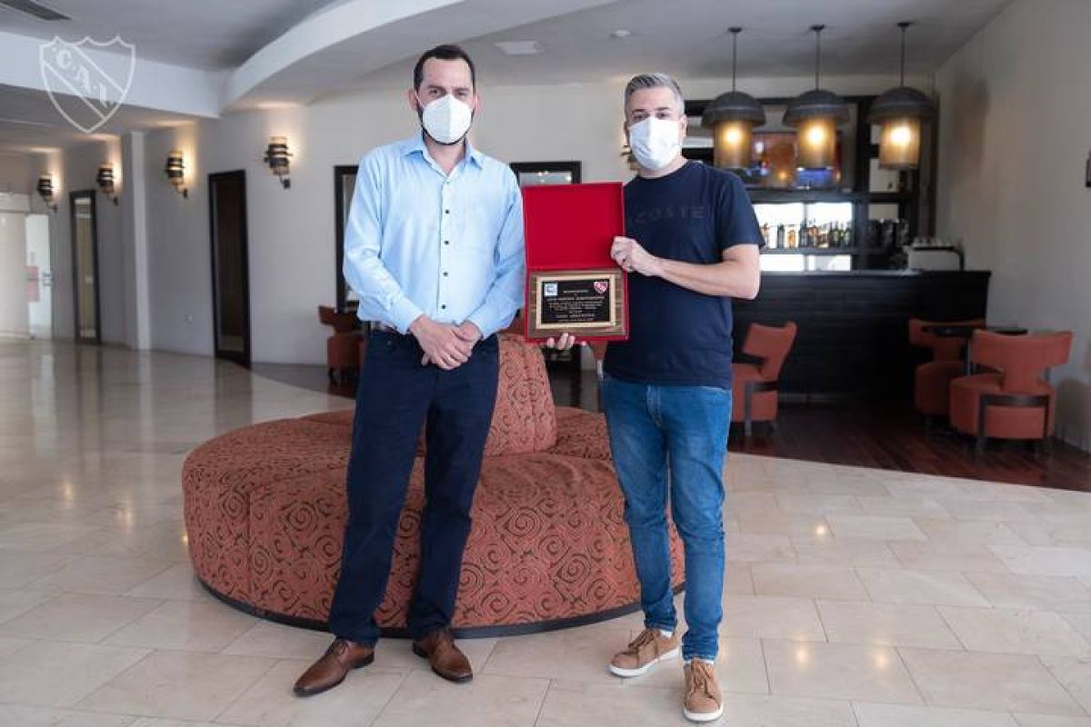 @Independiente En la previa del encuentro ante Guabirá, recibimos la visita de la Casa Argentina de Bolivia .