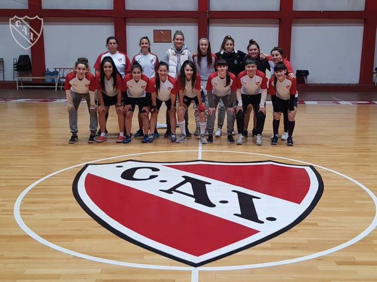 ¡Día de #Futsal! Las Diablas harán su debut esta tarde enfrentando a Asturiano en el CeNARD.