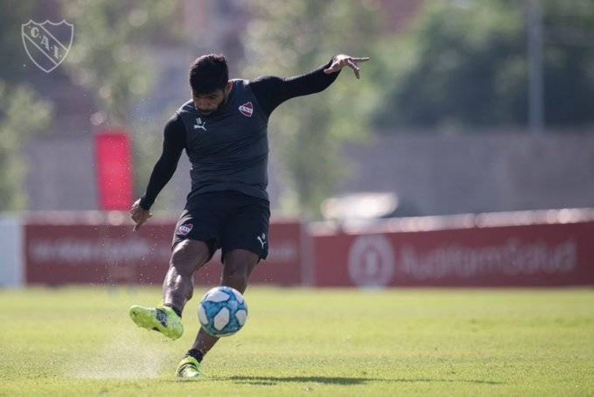 C. A. Independiente @Independiente Que llegue el lunes .