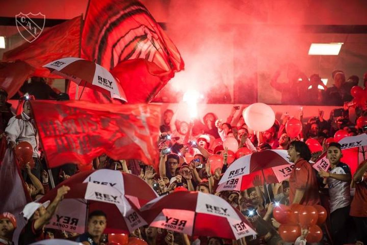 @BochiniOficial Feliz cumpleaños 116 a mi querido Independiente.