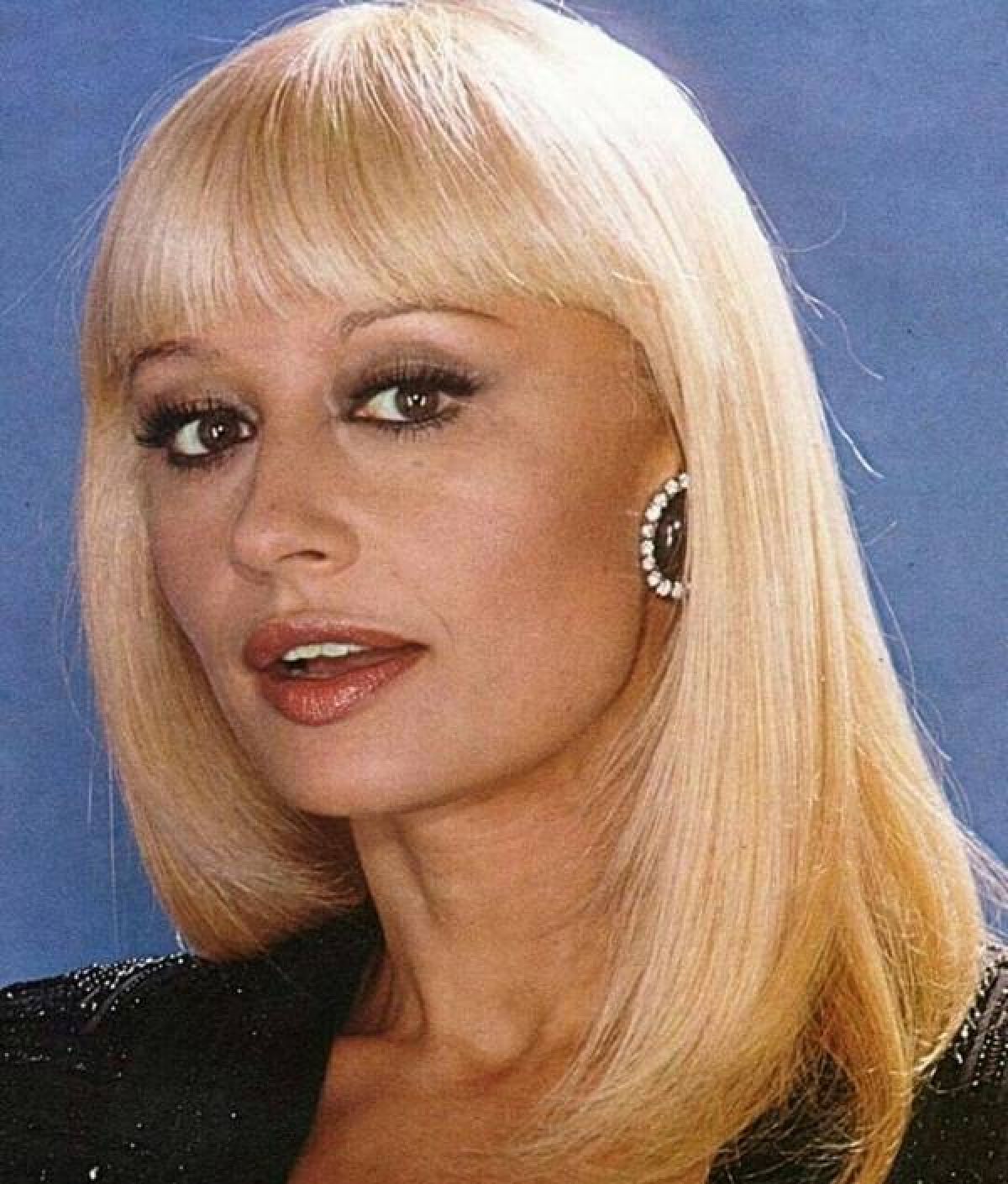 EL EMOTIVO HOMENAJE A LA INOLVIDABLE RAFFAELLA CARRÁ EN LOS @44MILLONES... DANIEL GALOTO, PRESENTA... EN @GAMA1490...