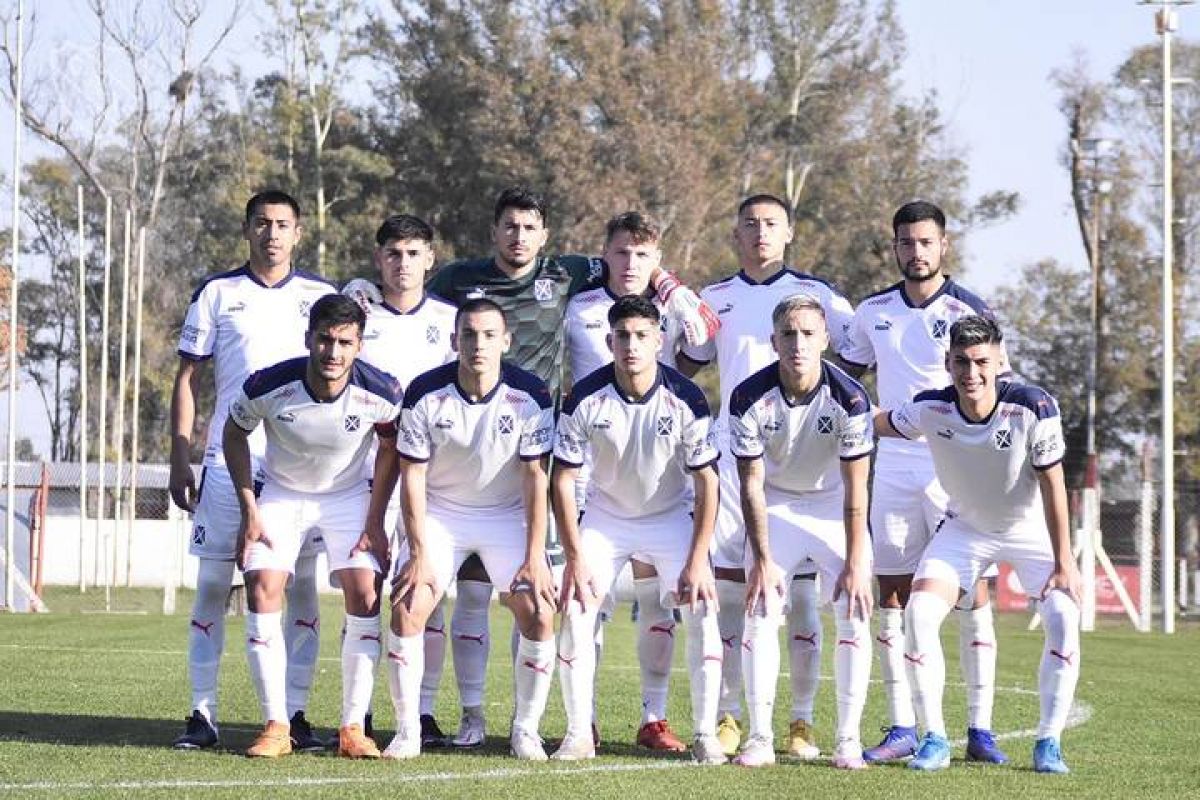A la Reserva se le escapó sobre el final.
